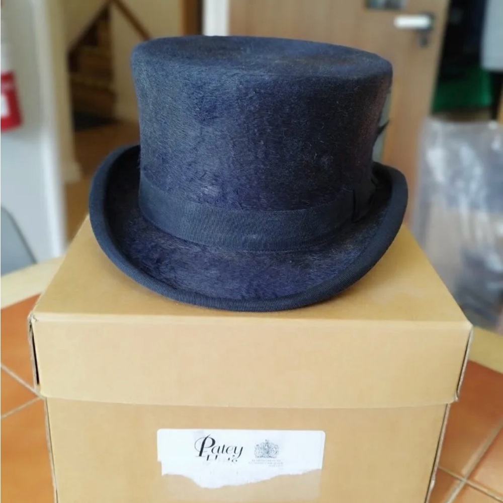 Extremely rare - Ladies Dressage Riding Hunting Top Hat by Patey Hats of London